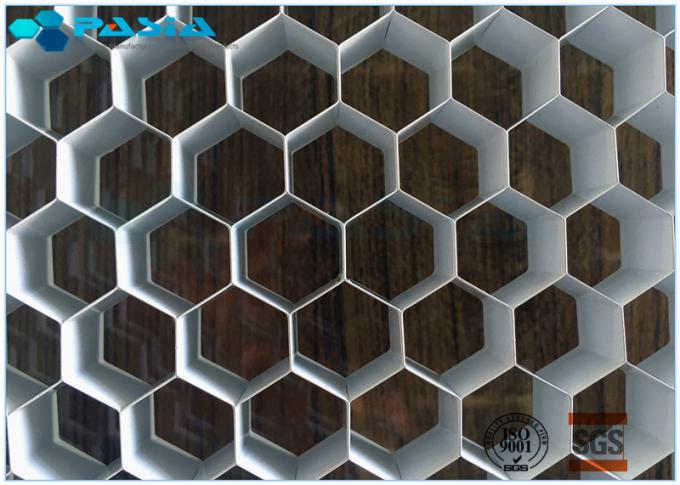 Stärke des Kleber-verbundene Aluminiumbienenwaben-Zwischenwand-Kern-Brett-0.07mm