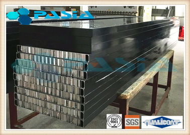 China PVDF-Pulver beschichtete Aluminiumbienenwaben-Platte mit Rand rechter Seite versiegelt für Fassaden-Gebäude fournisseur