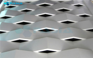 China A1100 /  Kundenspezifische Aluminiumspezielle Form-dekoratives Aluminiumblatt der platten-A3003 fournisseur
