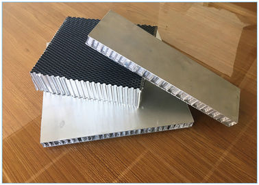 China Bienenwaben-Platte Kohlenstoff-Faser Prepreg Aramid für Schiffbau-Gebrauch mit Epoxidharz fournisseur