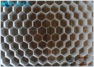 China Folie Thinkness Aluminiumdes bienenwaben-Decken-zusammengesetzte Brett-Bienenwaben-Material-0.07MM fournisseur