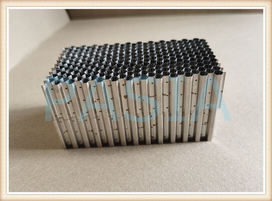 Hastelloy X 0.8 mm Diameter 0.1 mm Thick Wall Automatic Laser Welding Honeycomb Turbine Seal fournisseur