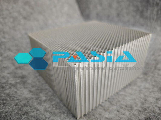 Pre-crushed Bi-directional Aluminum Honeycomb Impact Attenuator With Constant Force Plateau For 9 Meter Drop Test Accident Scenarios fournisseur