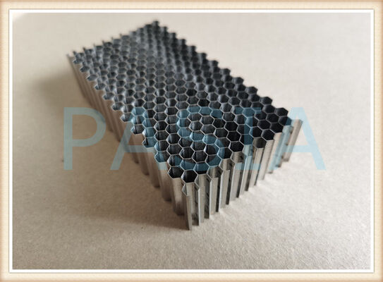 High Open Area Low Pressure Drop Stainless Steel Honeycomb Air Flow Straightener For Wind Tunnel Aerodynamic Testing fournisseur