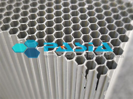 Hexavalent-Chrom-Konversionsbeschichteter Aluminiumwabenkern mit hoher Haftfestigkeit für Flugzeuge fournisseur