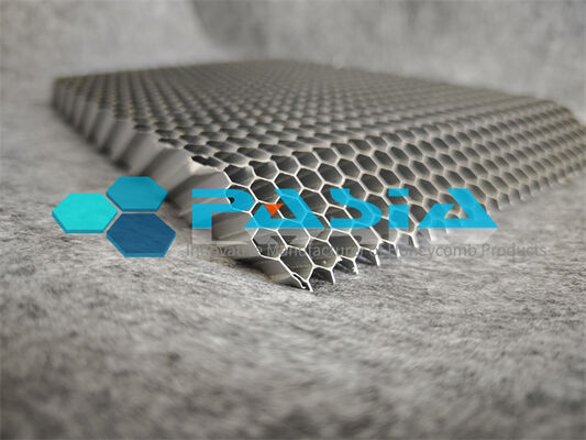 Trivalent Chromium Passivated Aluminum Honeycomb Core: Aerospace-Grade Corrosion Resistance, RoHS-Compliant Lightweight Structural Performance, and High-Bond-Strength Reliability Anbieter